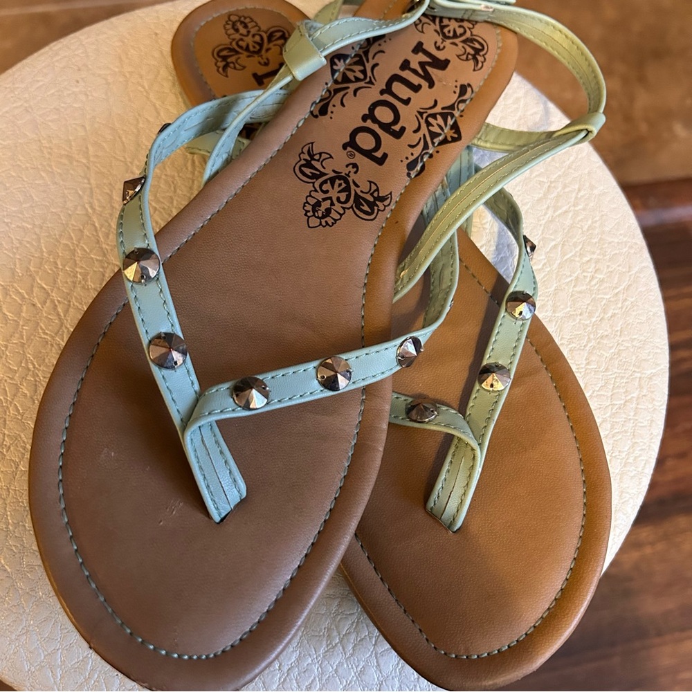 Mudd Light Blue and Brown Studded Flat Adjustable Sandals. Size 7.5